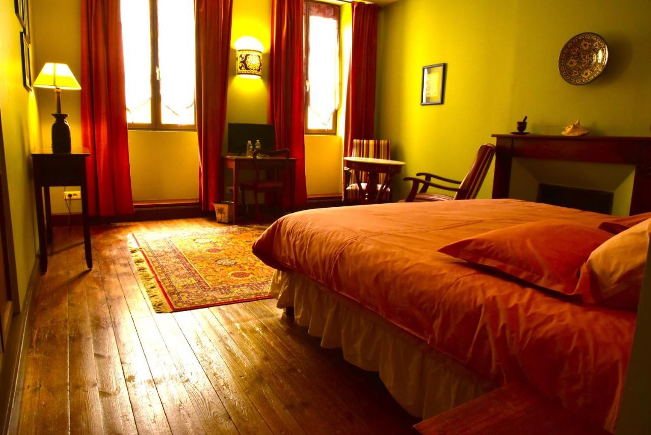 Logis Hotel Le Boudoir Belvès Buitenkant foto