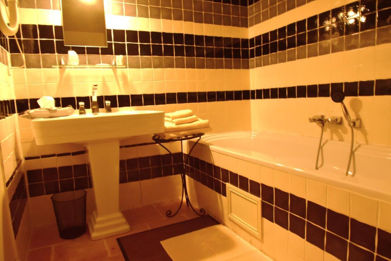 Logis Hotel Le Boudoir Belvès Buitenkant foto